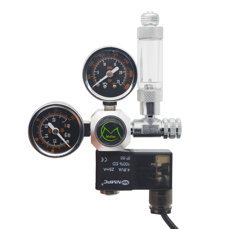 Aquarium CO2 Regulator Magneti - Planted Aquarium Equipment 评论和价格